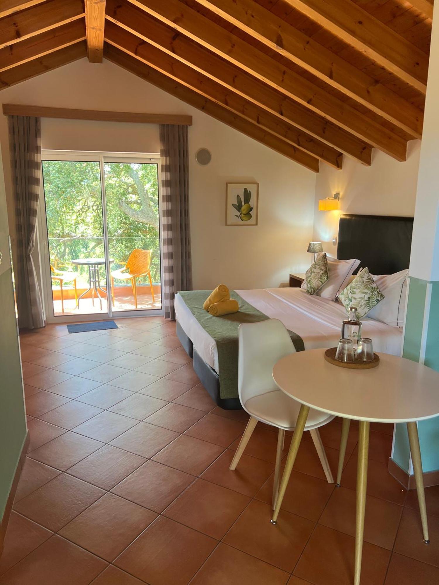Vilafoia Monchique Habitación foto